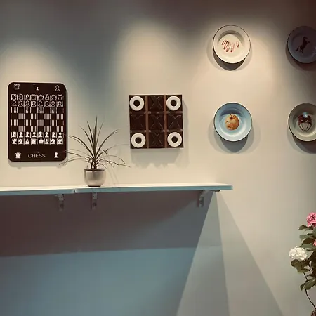 Flos Apartament *