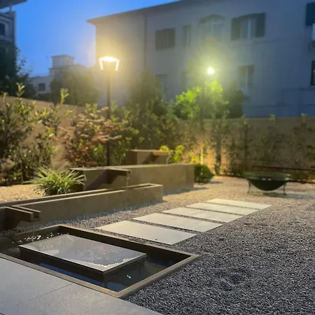 Flos * Кассино