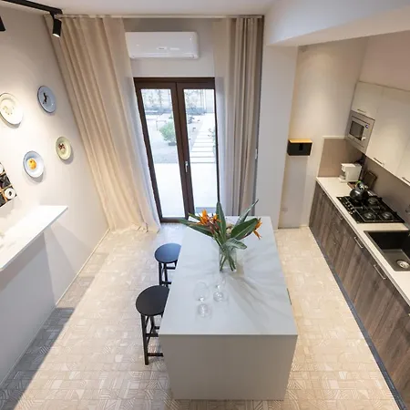 Flos Apartman Cassino