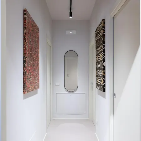 Flos Apartment *